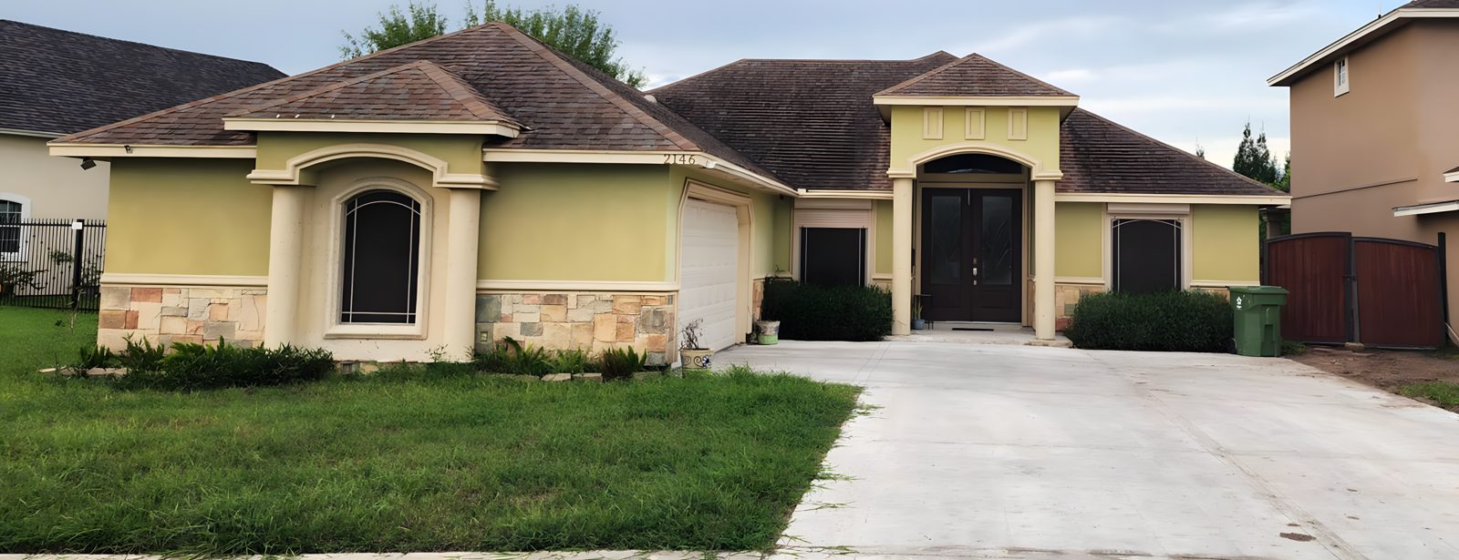 House exterior before remodel